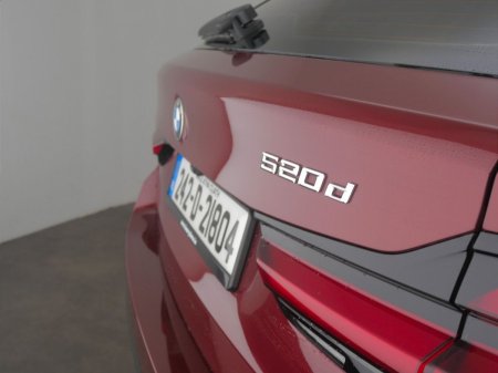 2024 BMW 5-Series - photo 26