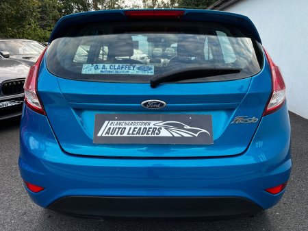 2015 Ford Fiesta - photo 4