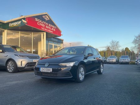 2023 Volkswagen Golf - photo 2
