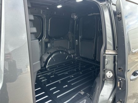 2026 Volkswagen Caddy - photo 8