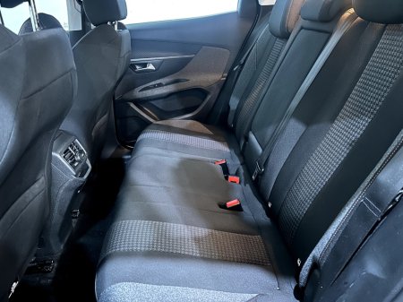 2018 Peugeot 3008 - photo 9