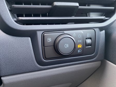 2026 Ford Transit Custom - photo 18