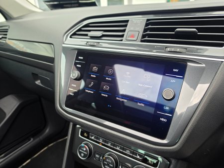 2020 Volkswagen Tiguan - photo 15