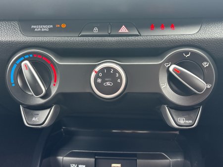 2026 Kia Stonic - photo 13