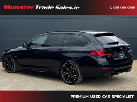 2023 BMW 5-Series - photo 6