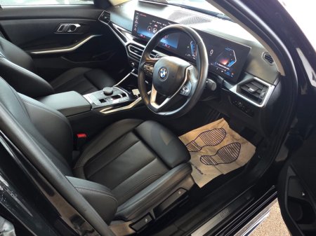 2023 BMW 3-Series - photo 9