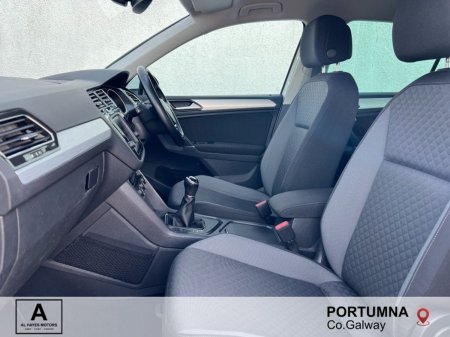 2016 Volkswagen Tiguan - photo 4