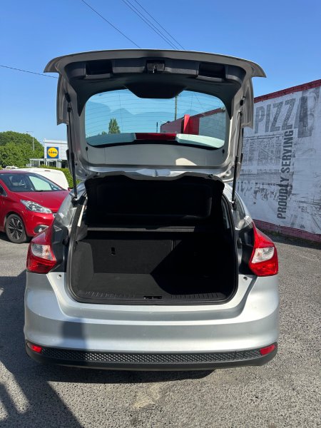 2012 Ford Focus - photo 23