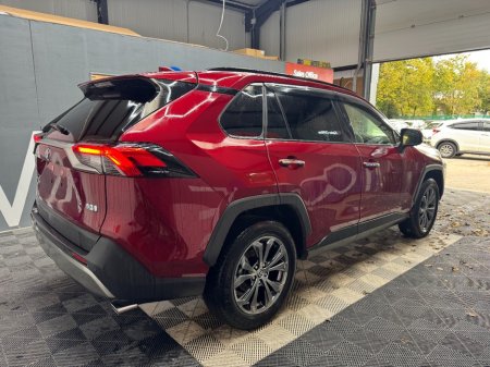 2024 Toyota RAV4 - photo 3