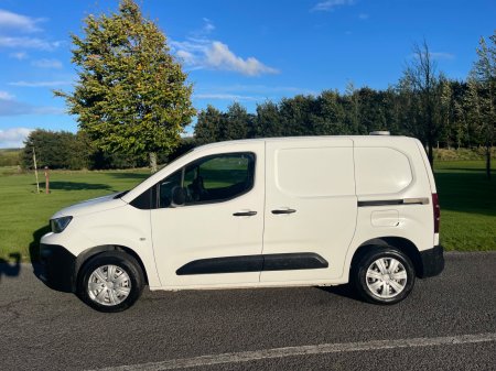 2021 Peugeot Partner - photo 2