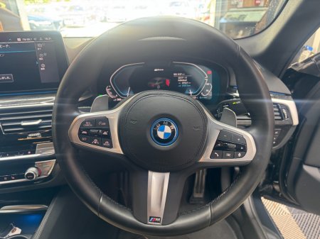 2023 BMW 5-Series - photo 9