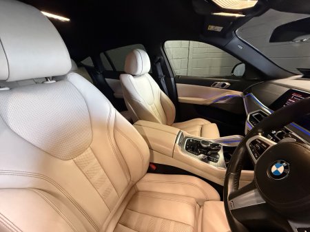 2021 BMW X6 - photo 2