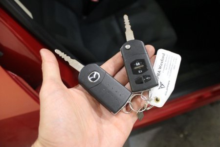 2010 Mazda Mazda3 - photo 16