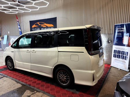 2019 Toyota Noah - photo 6