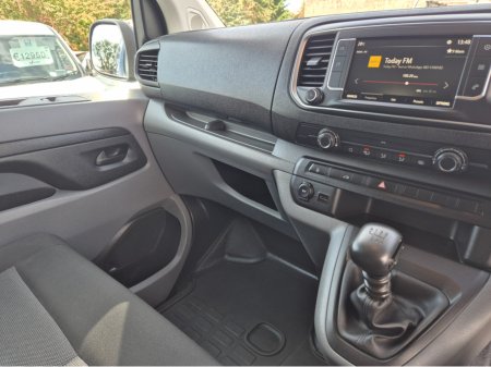 2022 Opel Vivaro - photo 13