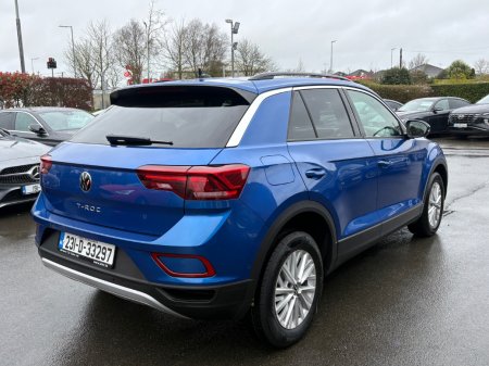 2023 Volkswagen T-Roc - photo 6