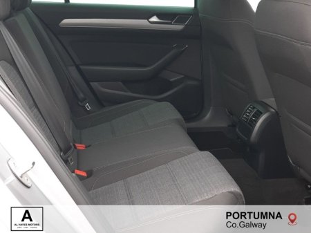 2021 Volkswagen Passat - photo 7