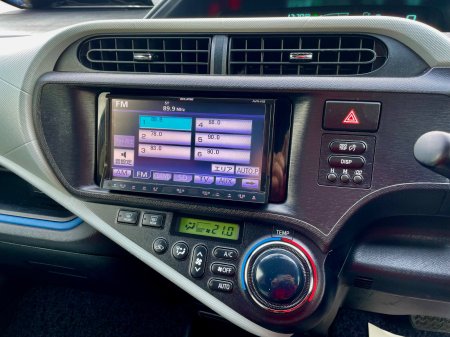 2014 Toyota Aqua - photo 19