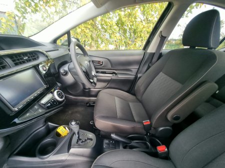 2020 Toyota Aqua - photo 20