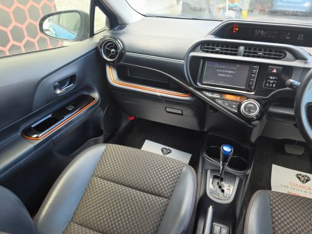 2015 Toyota Aqua - photo 19