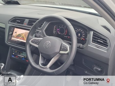 2023 Volkswagen Tiguan - photo 4