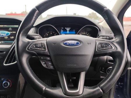 2016 Ford Focus - photo 11
