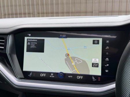 2021 Volkswagen Touareg - photo 14