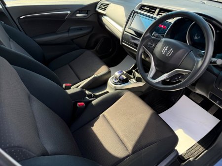 2017 Honda Fit - photo 13