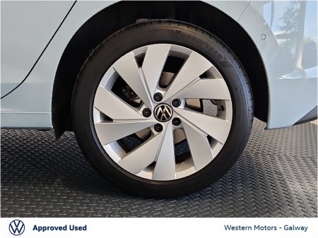 2026 Volkswagen Golf - photo 9