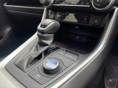 2024 Toyota RAV4 - photo 11