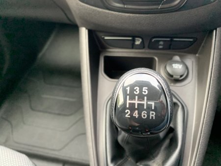 2023 Ford Transit Courier - photo 19
