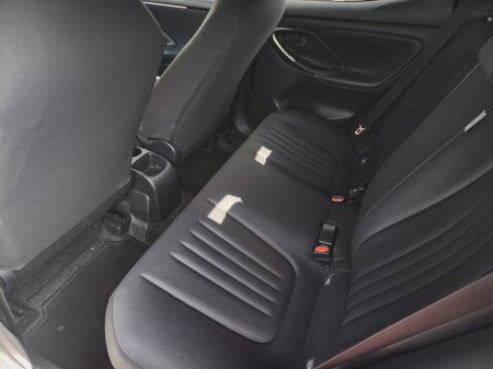 2023 Toyota Yaris - photo 30