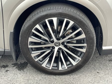 2025 Lexus RX450H+ - photo 5