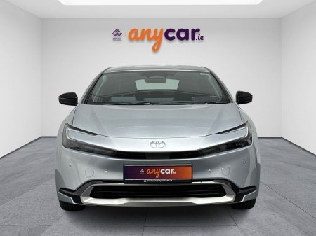 2024 Toyota Prius - photo 2