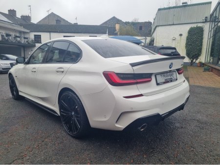 2022 BMW 3-Series - photo 14