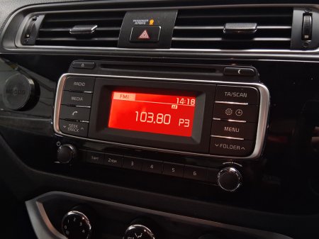 2016 Kia Rio - photo 14