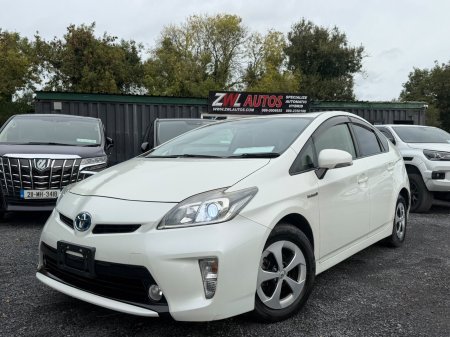 2014 Toyota Prius - photo 3