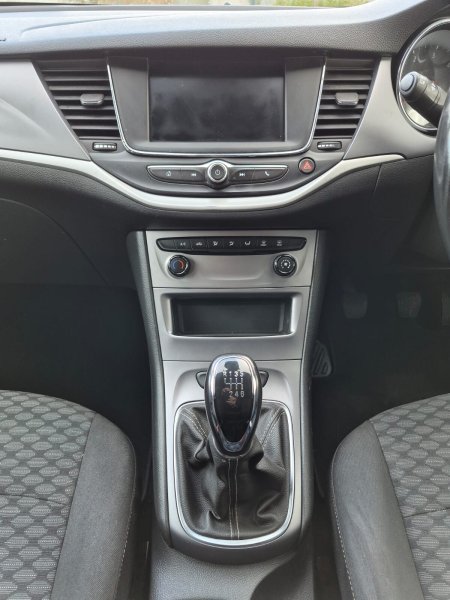 2022 Opel Astra - photo 18