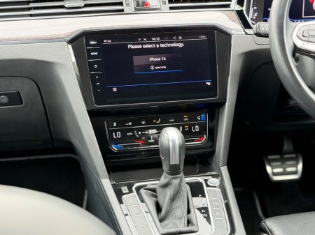 2021 Volkswagen Passat - photo 21