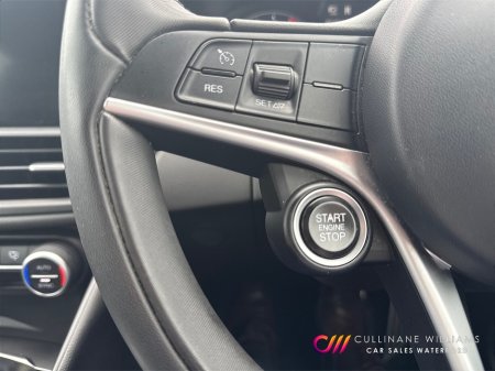 2017 Alfa Romeo Giulia - photo 20