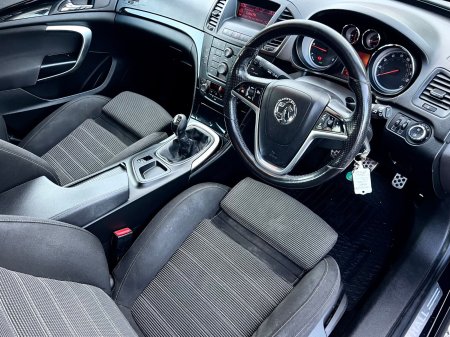 2011 Opel Insignia - photo 2