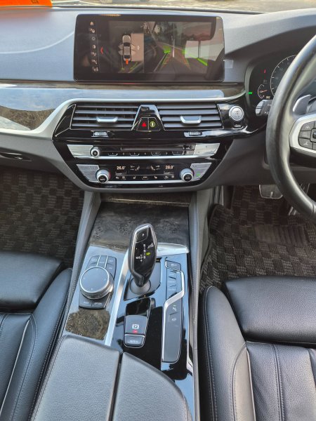 2018 BMW 5-Series - photo 19