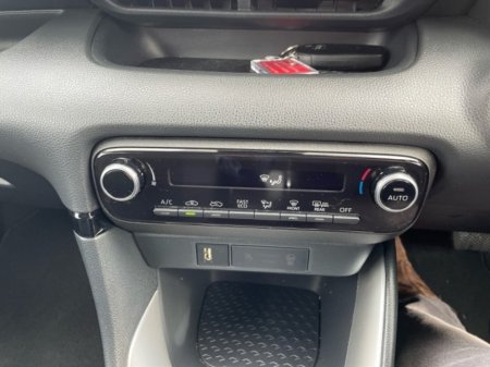 2020 Toyota Yaris - photo 15