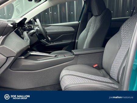 2026 Peugeot 308 - photo 8
