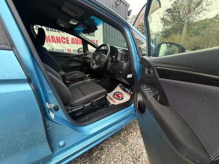 2017 Honda Fit - photo 17