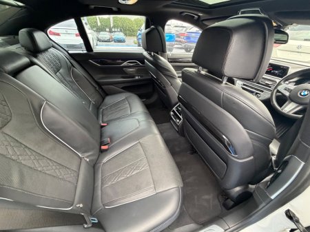 2018 BMW 7-Series - photo 40
