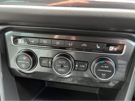 2018 Volkswagen Tiguan - photo 21