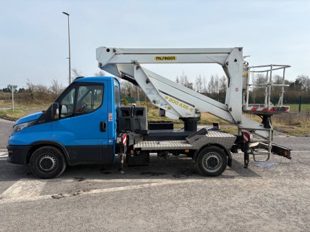 2024 Iveco 35.140 - photo 4