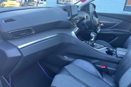 2021 Peugeot 5008 - photo 18