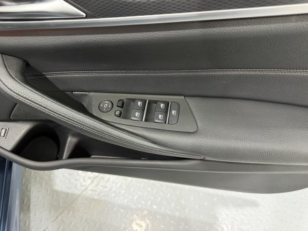 2023 BMW 5-Series - photo 20